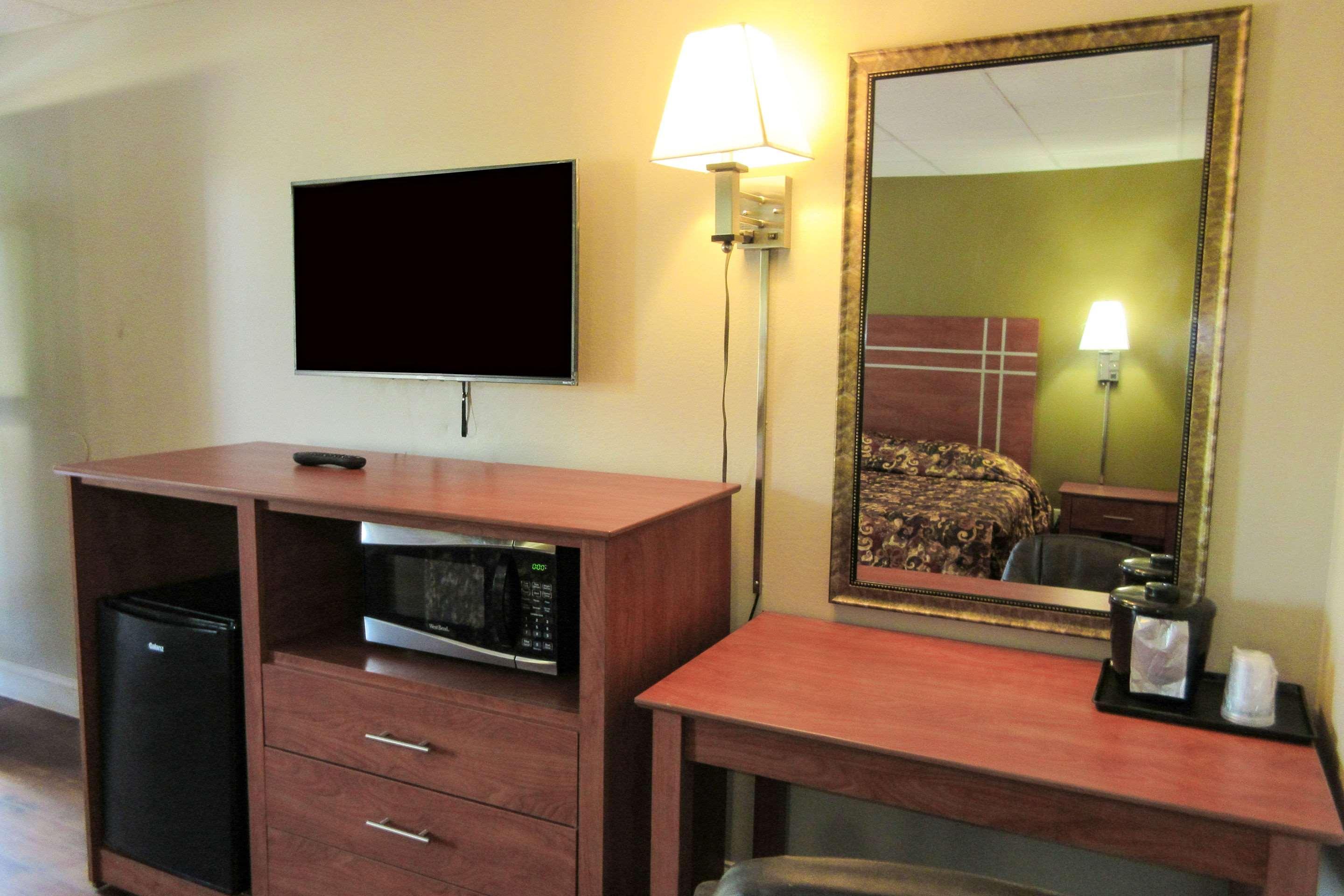 Rodeway Inn Swansea Εξωτερικό φωτογραφία
